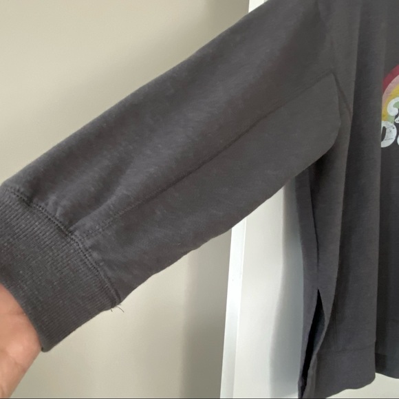 Wildfox Rainbow "Easy Does It" Oversized Grey Graphic Sweatshirt w MEASUREMENTS! - Picture 6 of 14